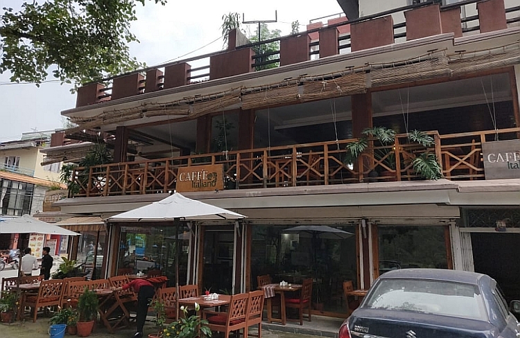 lunch cafe Italian Pokhra Nepal